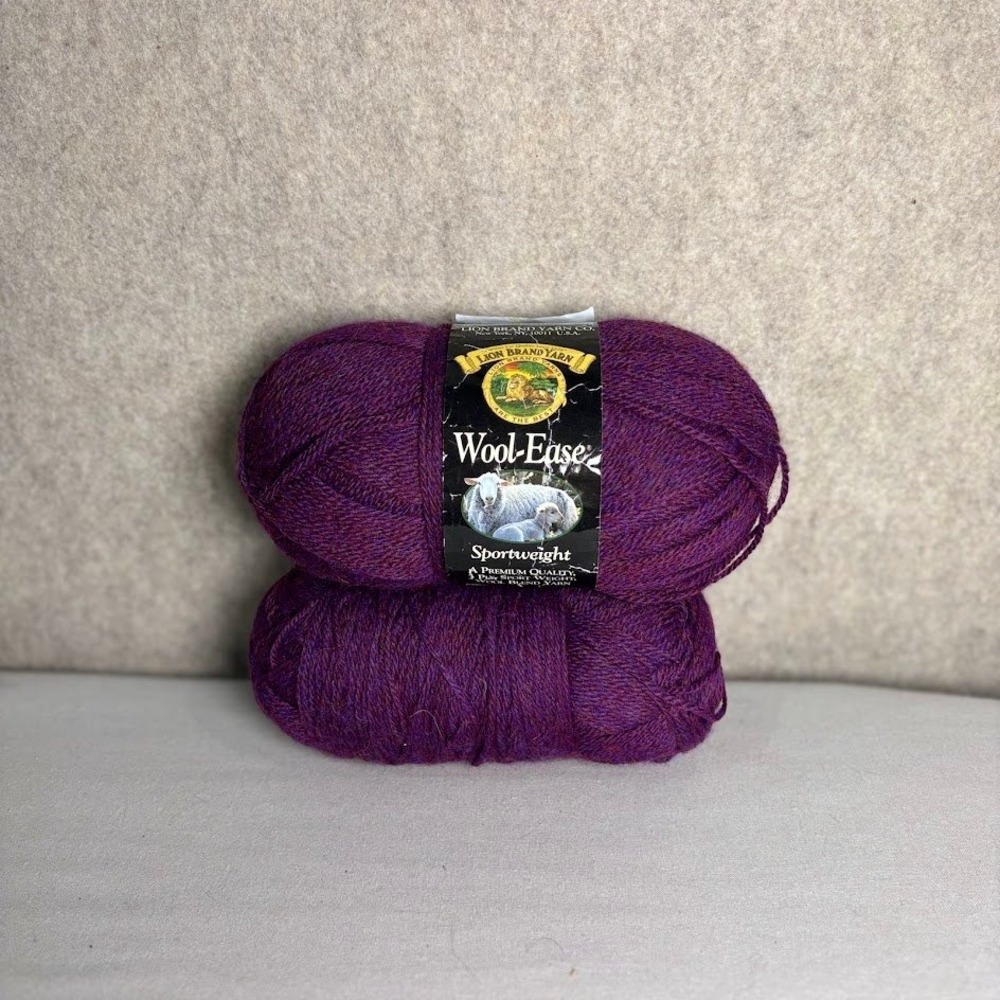 Lion Brand Wool-Ease Sportweight Yarn 2 Skeins Boysenberry Purp Wool Blend 10 oz